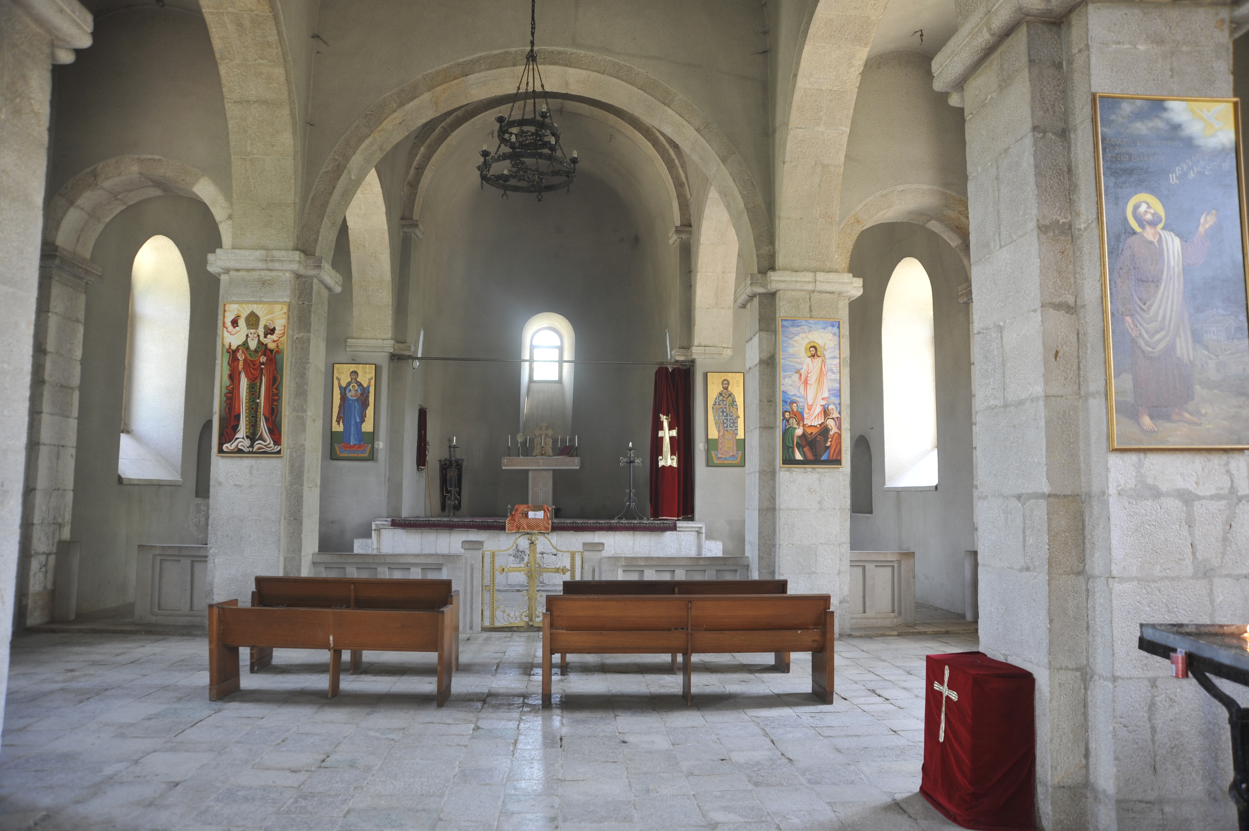 The interior of the Saint Grigoris church.